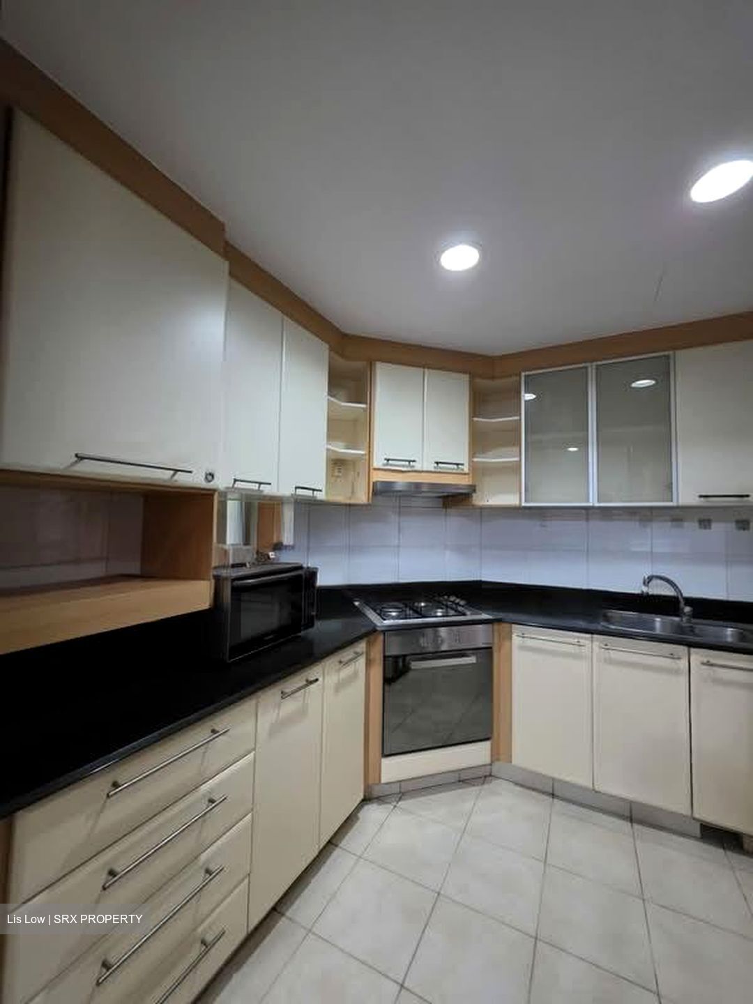 Lilydale (D27), Condominium #588911331